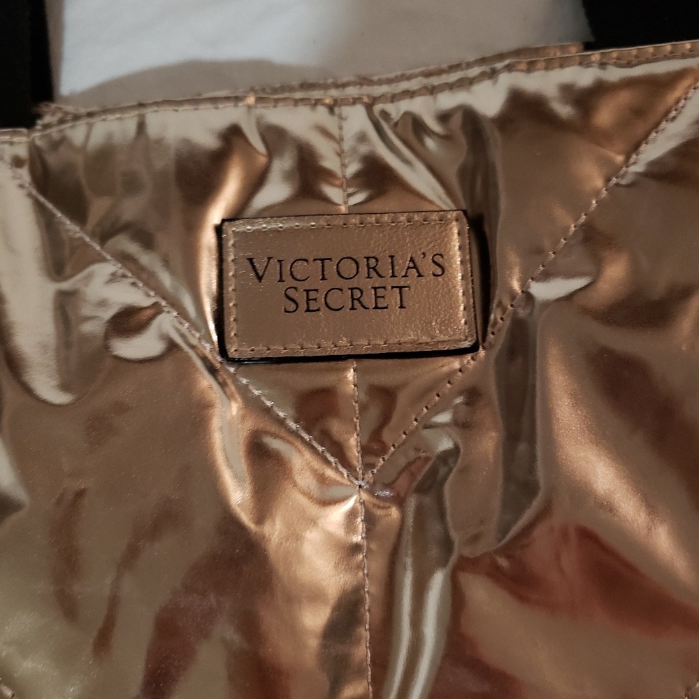Stunning rose gold VS tote NWOT